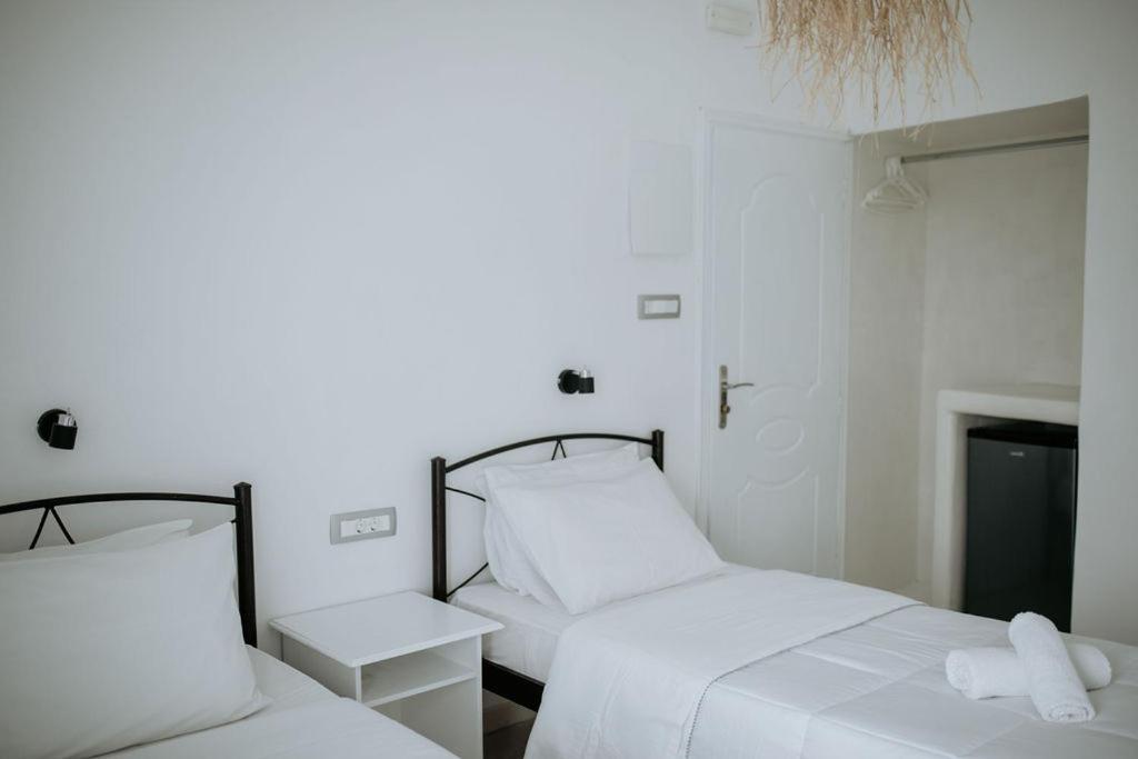 Hotel Thirasia Fira  Quarto foto