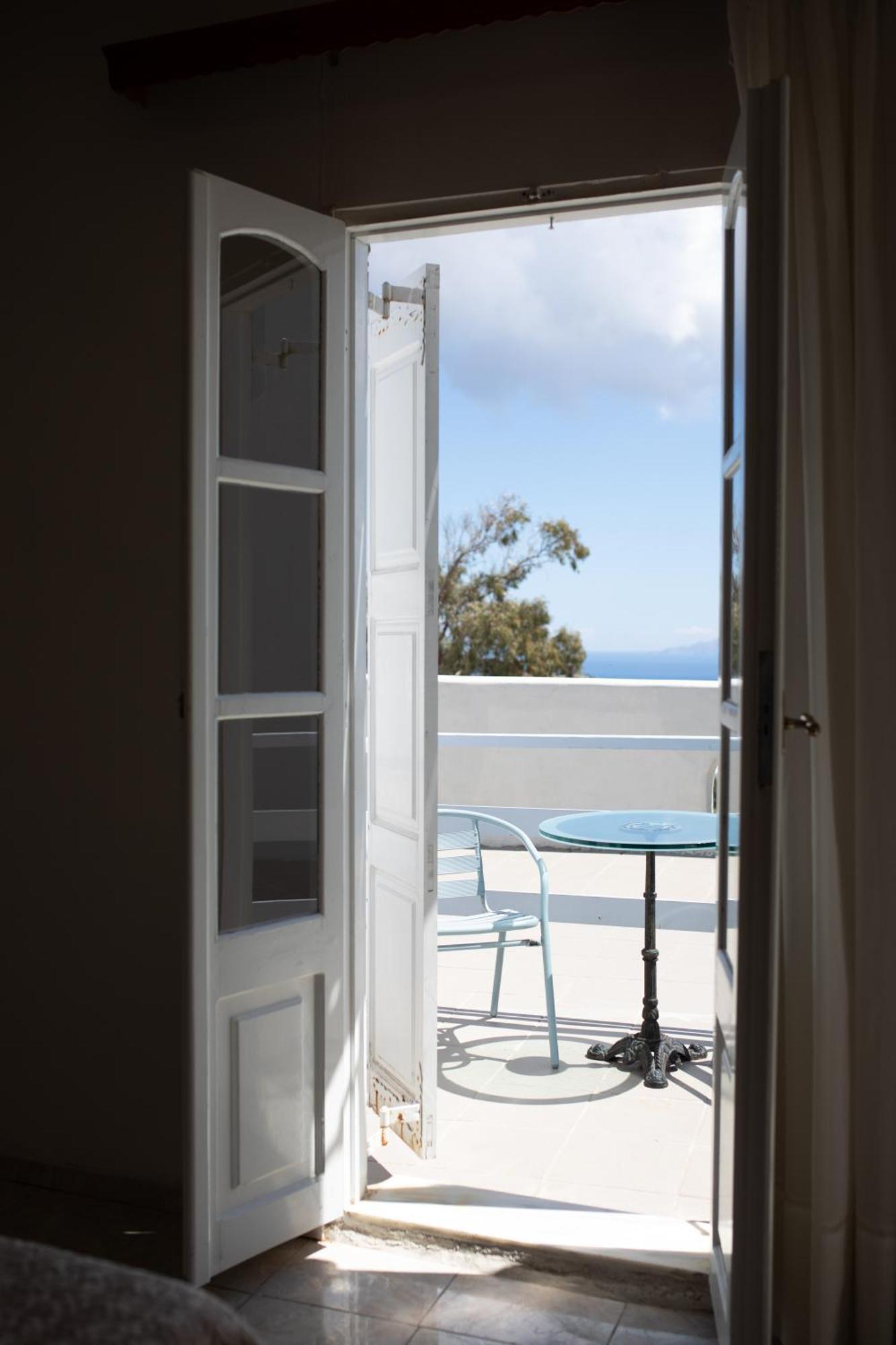 Hotel Thirasia Fira  Quarto foto